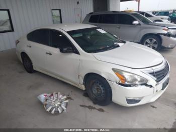  Salvage Nissan Altima