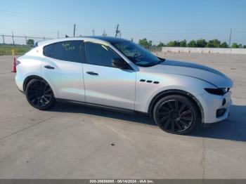  Salvage Maserati Levante