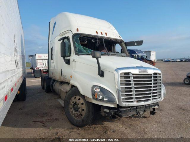  Salvage Freightliner Cascadia 125