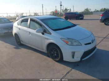  Salvage Toyota Prius