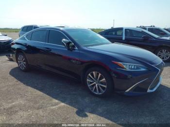  Salvage Lexus Es