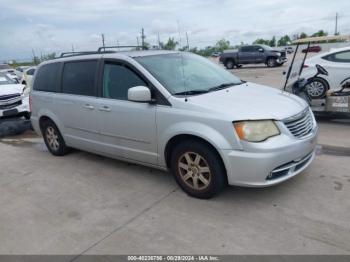  Salvage Chrysler Town & Country