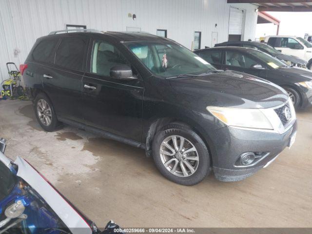  Salvage Nissan Pathfinder