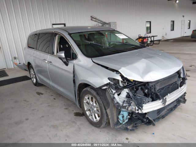  Salvage Chrysler Voyager