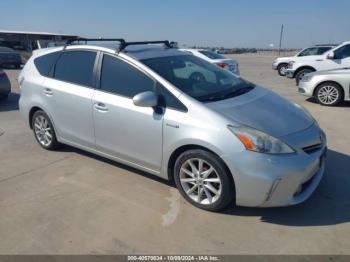  Salvage Toyota Prius v