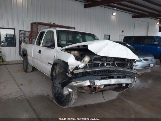  Salvage Chevrolet Silverado 2500