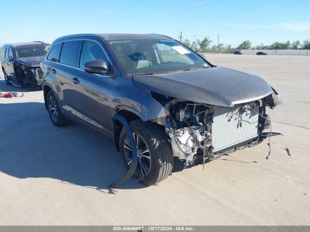  Salvage Toyota Highlander