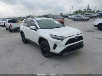  Salvage Toyota RAV4