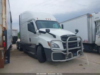  Salvage Freightliner New Cascadia 126