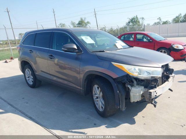  Salvage Toyota Highlander