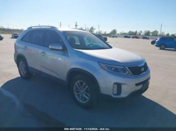  Salvage Kia Sorento