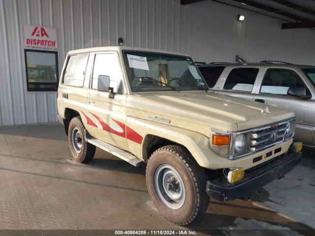  Salvage Toyota FJ Cruiser