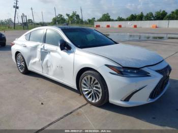  Salvage Lexus Es