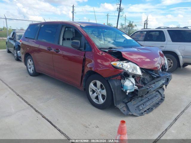  Salvage Toyota Sienna