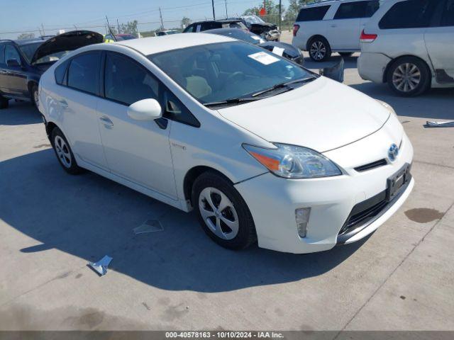  Salvage Toyota Prius