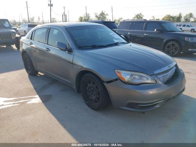  Salvage Chrysler 200