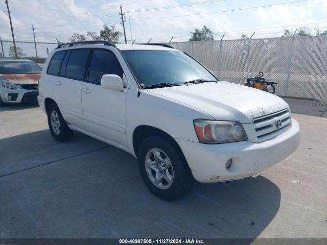  Salvage Toyota Highlander