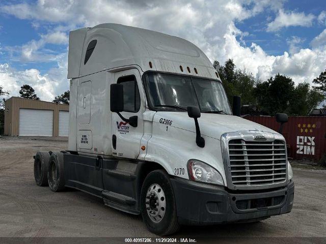  Salvage Freightliner Cascadia 125