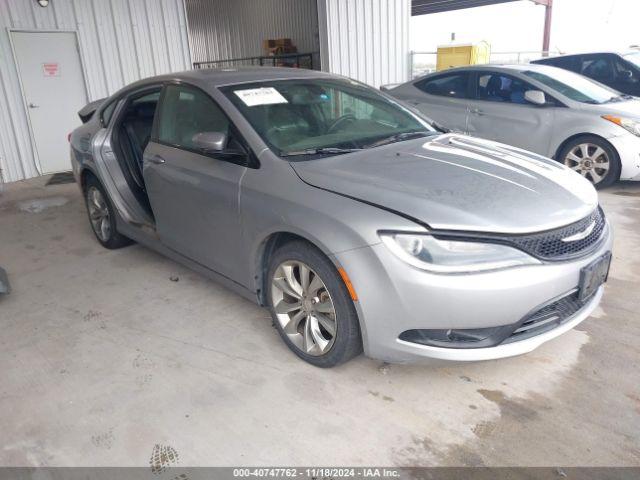  Salvage Chrysler 200