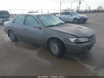  Salvage Toyota Camry