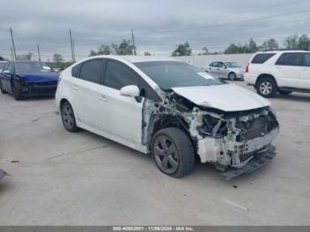  Salvage Toyota Prius