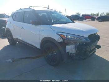  Salvage Nissan Kicks