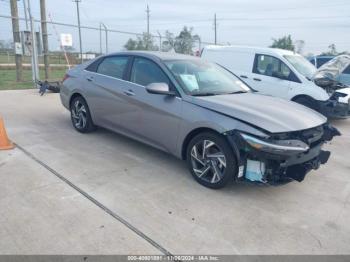  Salvage Hyundai ELANTRA