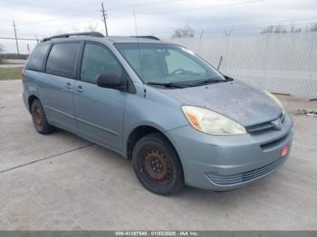  Salvage Toyota Sienna