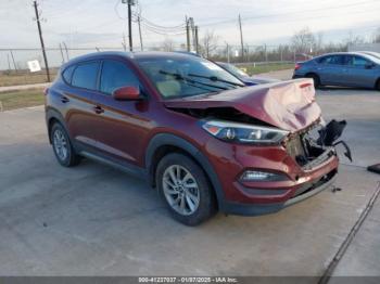  Salvage Hyundai TUCSON