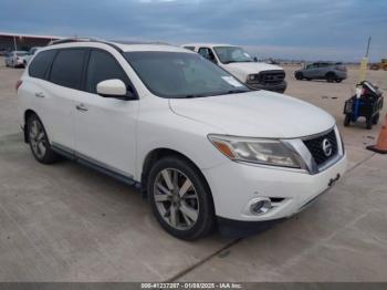  Salvage Nissan Pathfinder