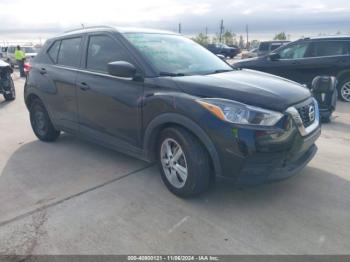  Salvage Nissan Kicks