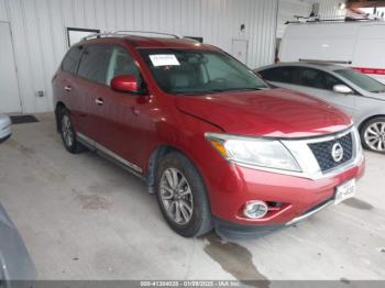  Salvage Nissan Pathfinder