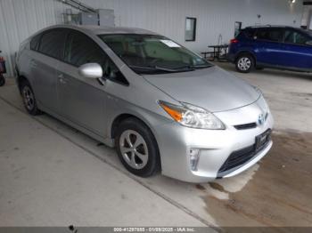  Salvage Toyota Prius