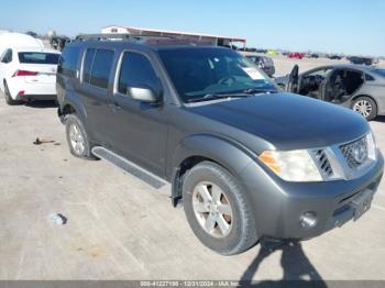  Salvage Nissan Pathfinder