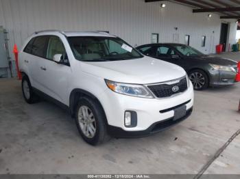  Salvage Kia Sorento