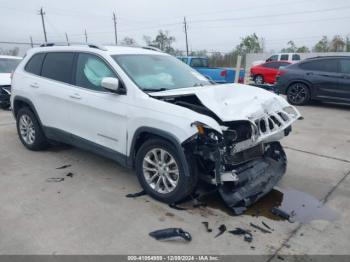  Salvage Jeep Cherokee