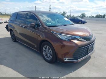  Salvage Toyota Sienna