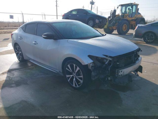  Salvage Nissan Maxima