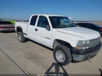  Salvage Chevrolet Silverado 2500