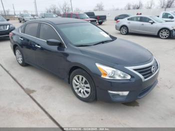  Salvage Nissan Altima