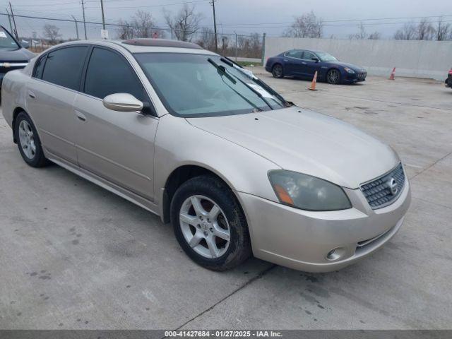  Salvage Nissan Altima