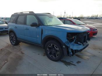  Salvage Ford Bronco