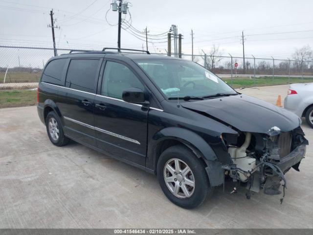  Salvage Chrysler Town & Country