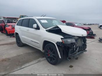  Salvage Jeep Grand Cherokee