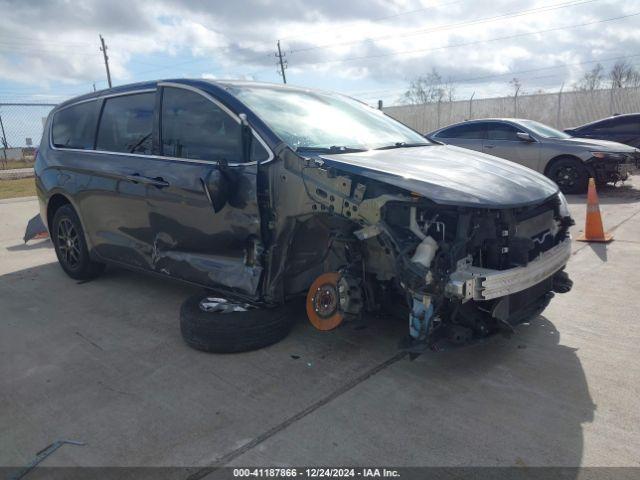  Salvage Chrysler Voyager