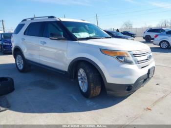  Salvage Ford Explorer