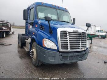  Salvage Freightliner Cascadia 113