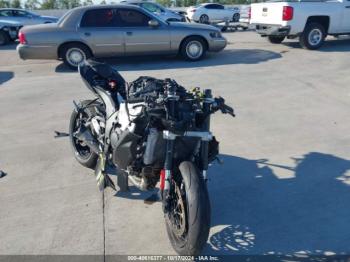  Salvage Kawasaki Zx1002