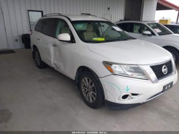 Salvage Nissan Pathfinder