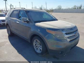  Salvage Ford Explorer